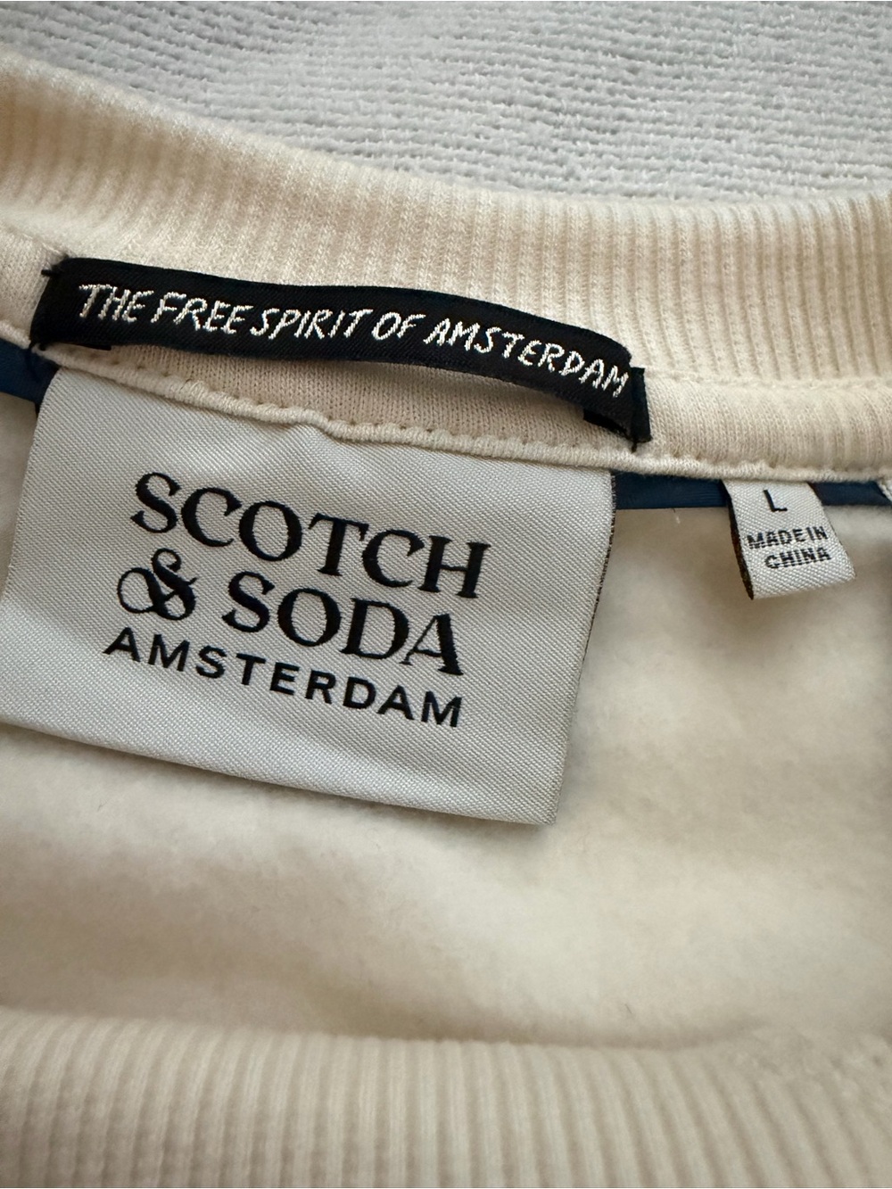 Scotch & Soda Oversize Graphic Sweatshirt Size L Off White NWOT - Picture 6 of 7